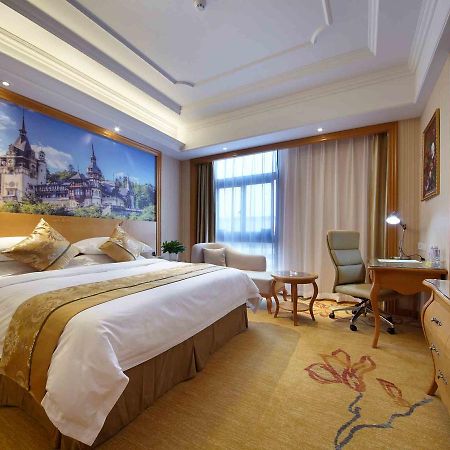 Vienna International Hotel Shanghai Baoshan Pangu Road Экстерьер фото