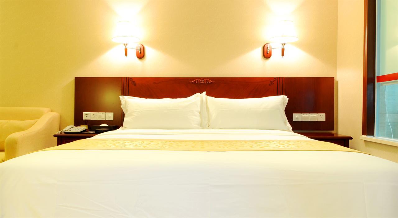 Vienna International Hotel Shanghai Baoshan Pangu Road Экстерьер фото