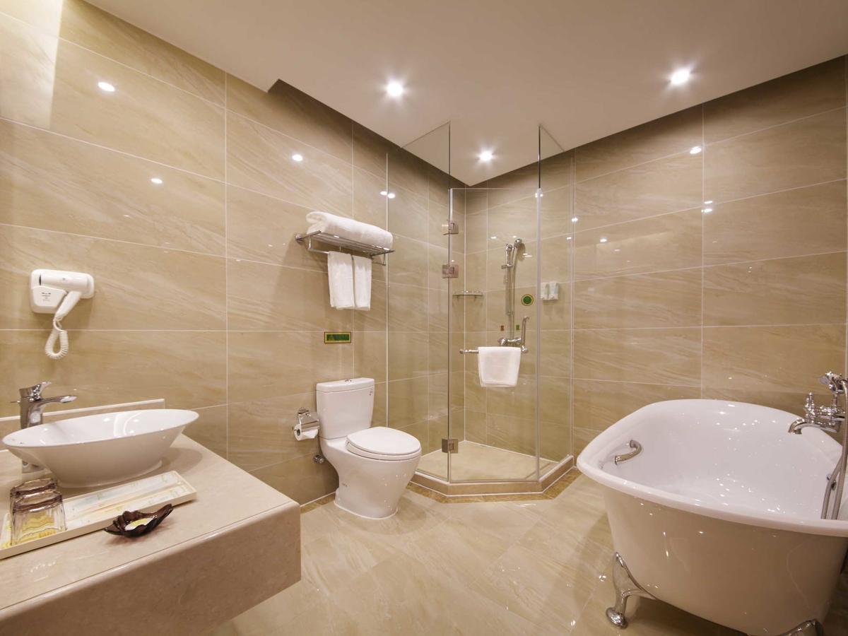 Vienna International Hotel Shanghai Baoshan Pangu Road Экстерьер фото