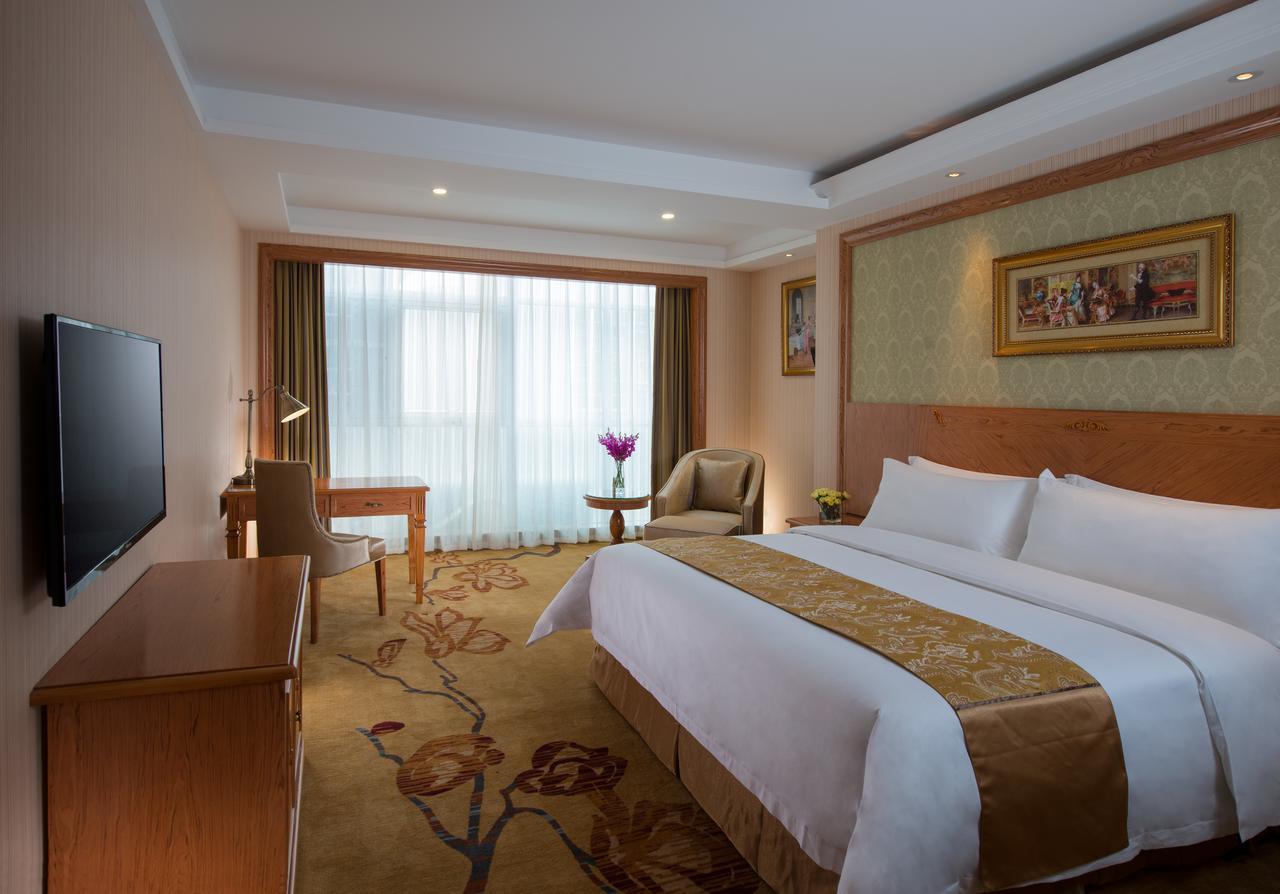 Vienna International Hotel Shanghai Baoshan Pangu Road Экстерьер фото
