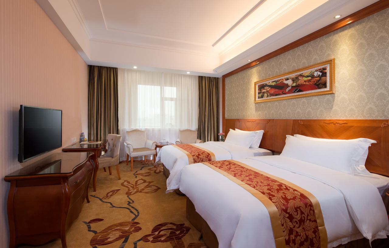 Vienna International Hotel Shanghai Baoshan Pangu Road Экстерьер фото